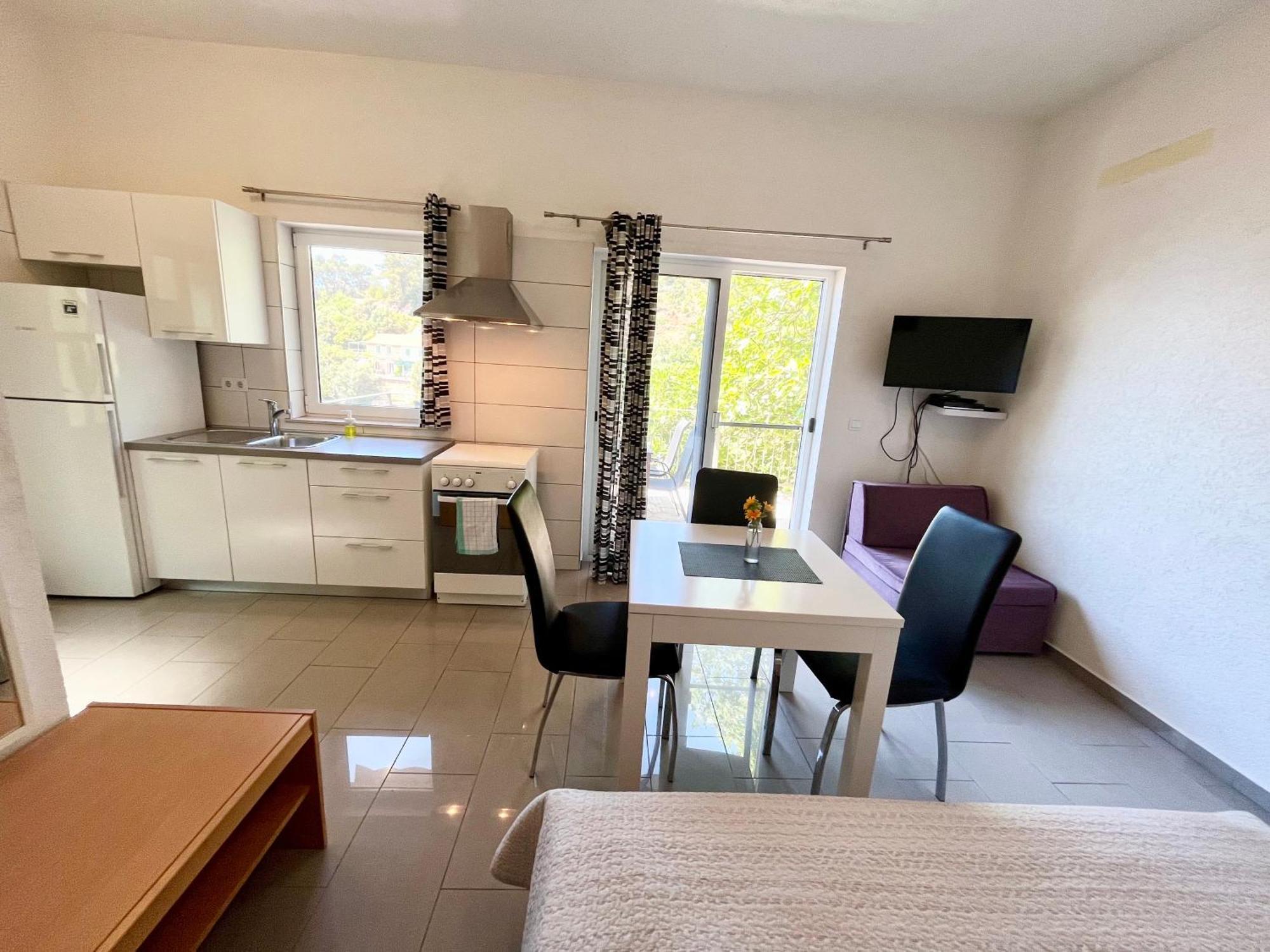 Paradise Apartments - Robinson Getaway Gdinj Экстерьер фото