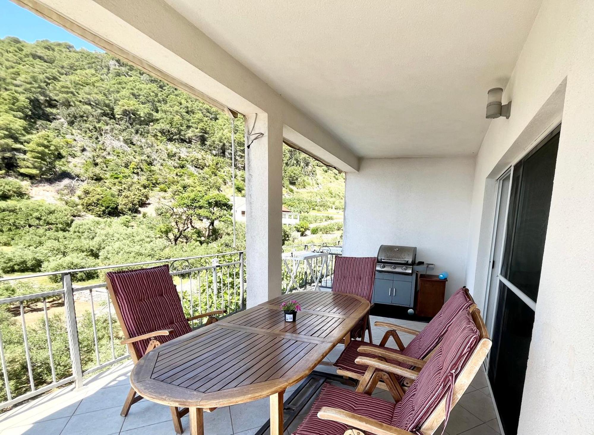 Paradise Apartments - Robinson Getaway Gdinj Экстерьер фото